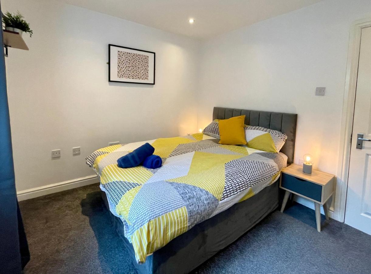 6 Person Apartment In City Centre Κάρντιφ Εξωτερικό φωτογραφία