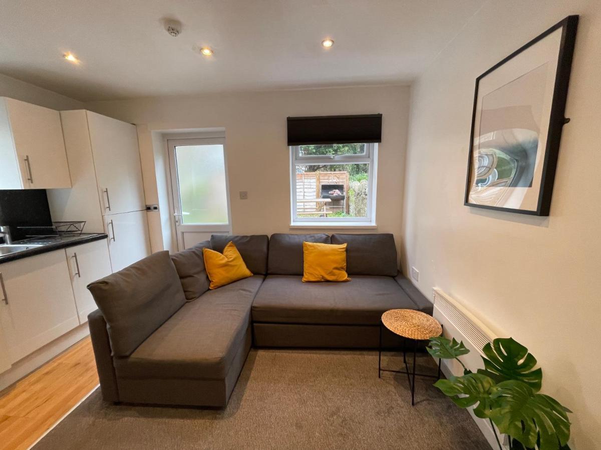 6 Person Apartment In City Centre Κάρντιφ Εξωτερικό φωτογραφία