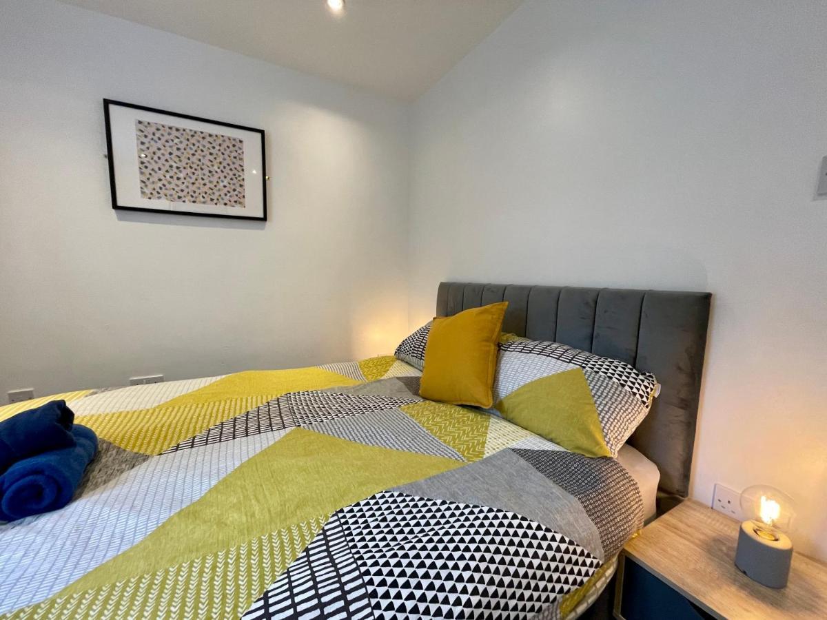 6 Person Apartment In City Centre Κάρντιφ Εξωτερικό φωτογραφία